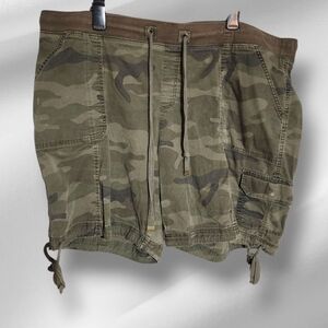 Terra & Sky Green and Brown Cargo Shorts with Adjustable Fit